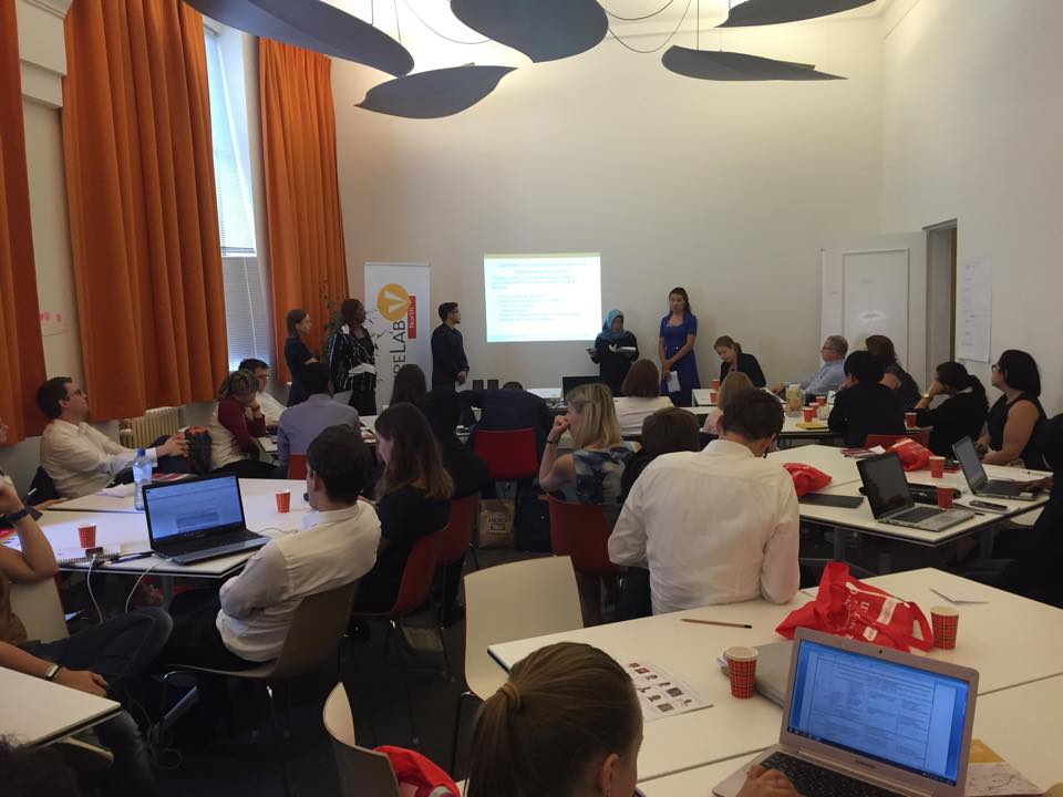 Заключительные презентации участников летней школы «Исследуя предпринимательство» (Гронинген, Нидерланды. Фото Aard Groen)