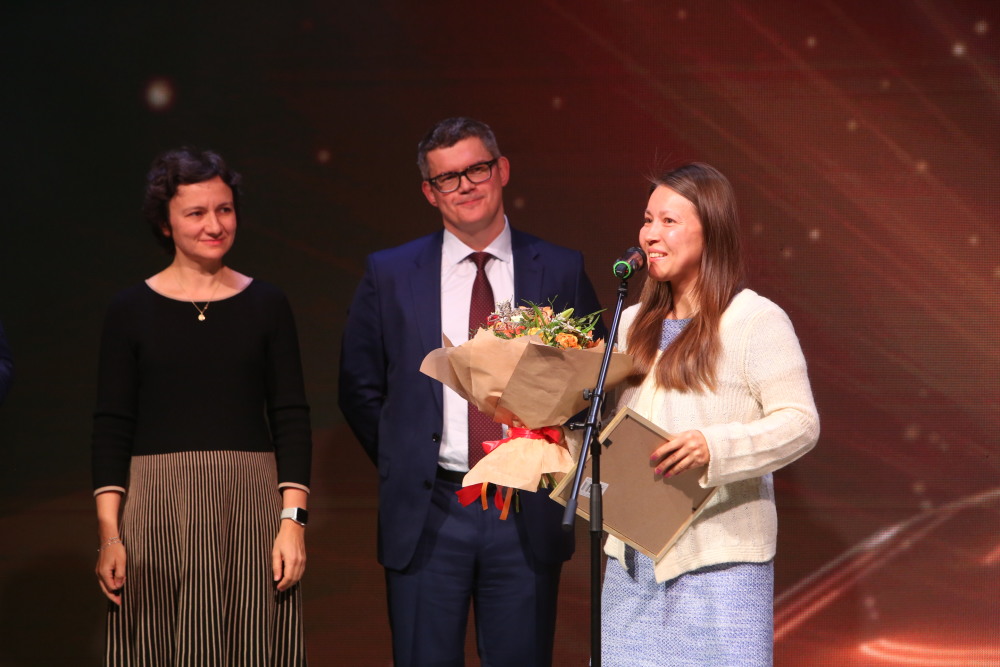 Поздравляем Мавлетову Айгуль Маратовну с получением премии «Золотая Вышка»!